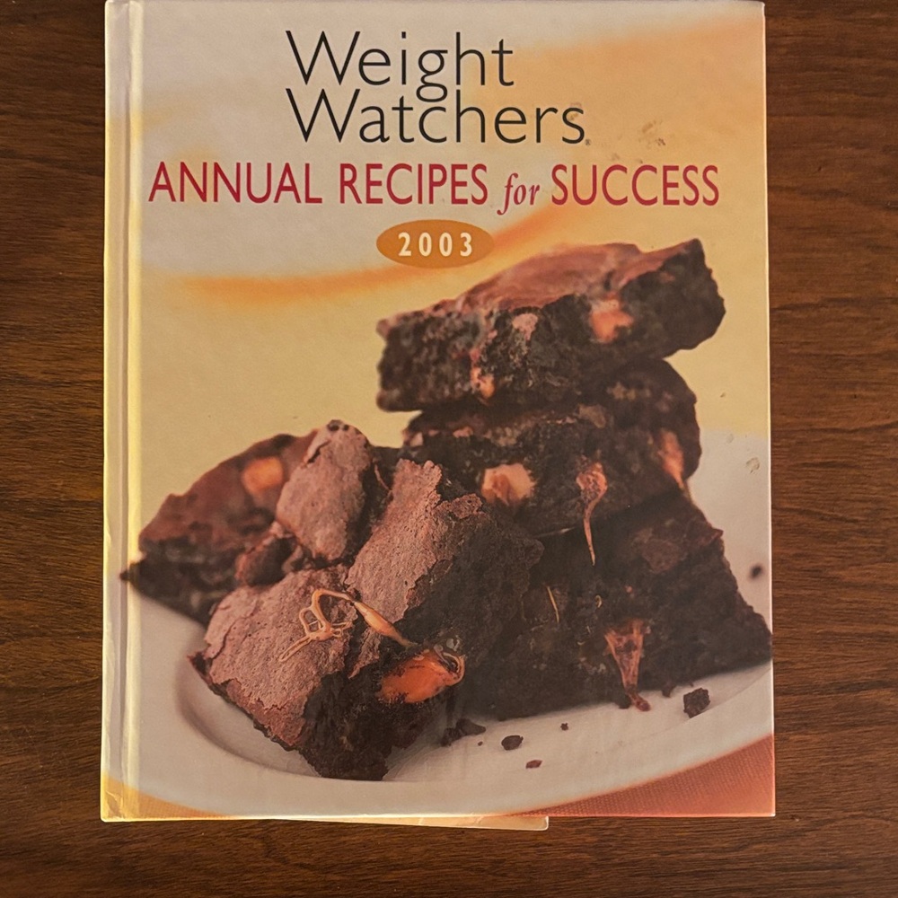 Weight Watchers 2003 Recipe Book with Brown and White Cover